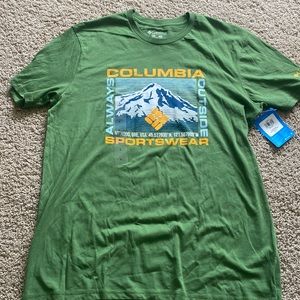 NWT - Columbia Tee-Shirt -Men’s Large
